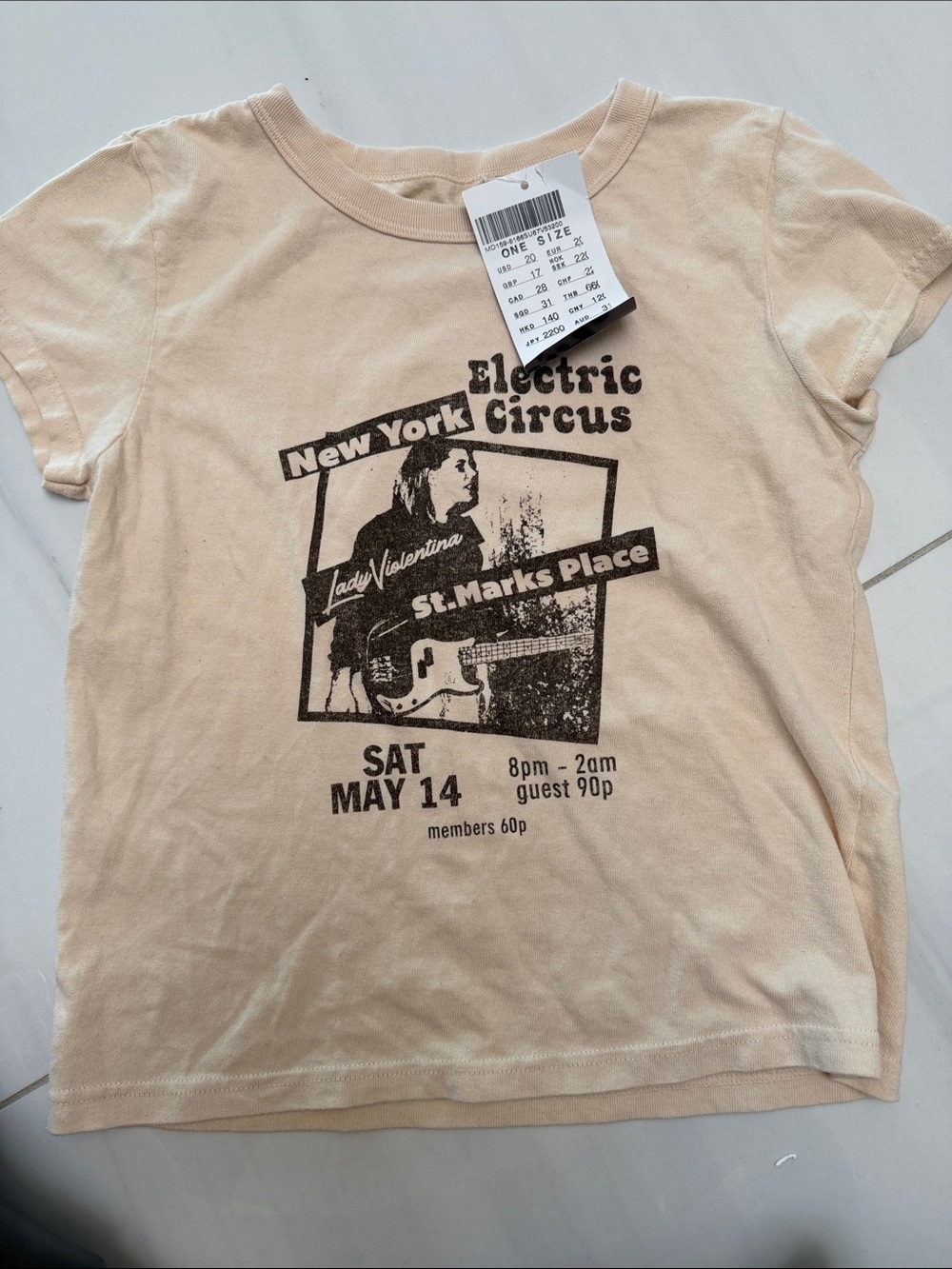 Juniors Graphic Tee - Beige Electric New York Circus Print